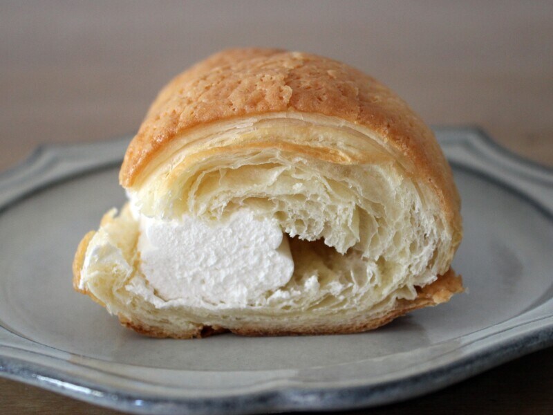 ローソン「MILKスイートクロワッサン」
