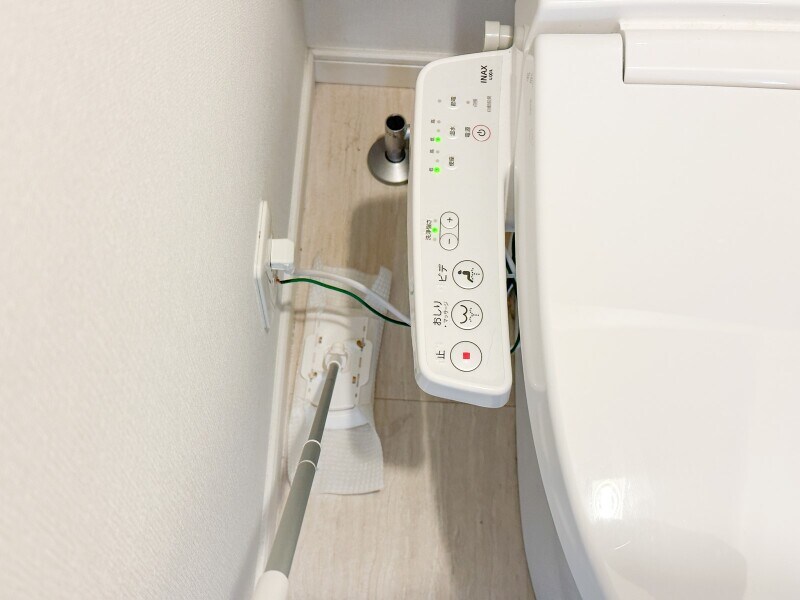 カインズトイレ掃除伸縮トイレ床ワイパー