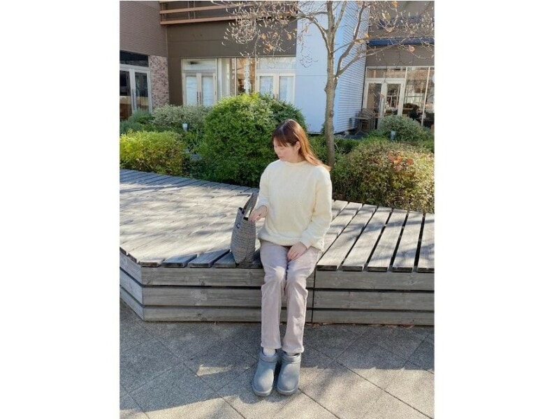 背中部分にアルミ素材が使われていて暖かいのが特徴 出典:WEAR