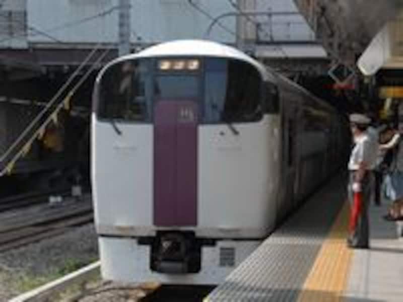 ホリデー快速ビューやまなし号