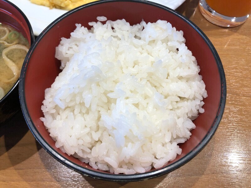 ご飯は大盛り無料