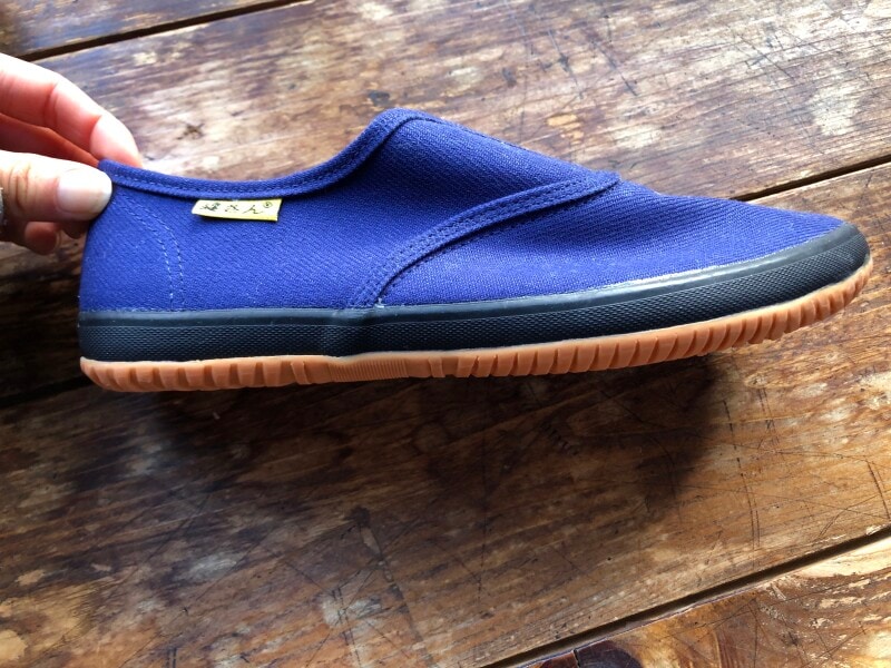 ワークマンの作業靴「建さんⅡ」は底部分が薄め