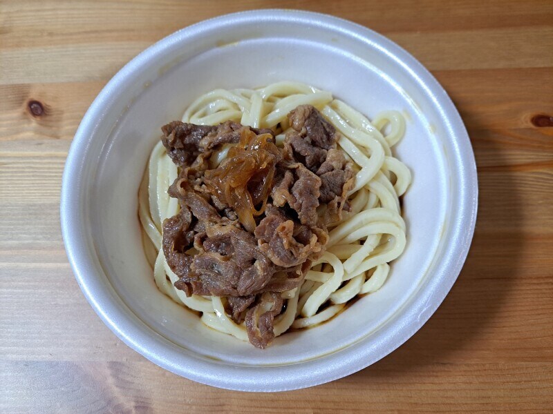 丸亀製麺の「焼きたて肉うどん」