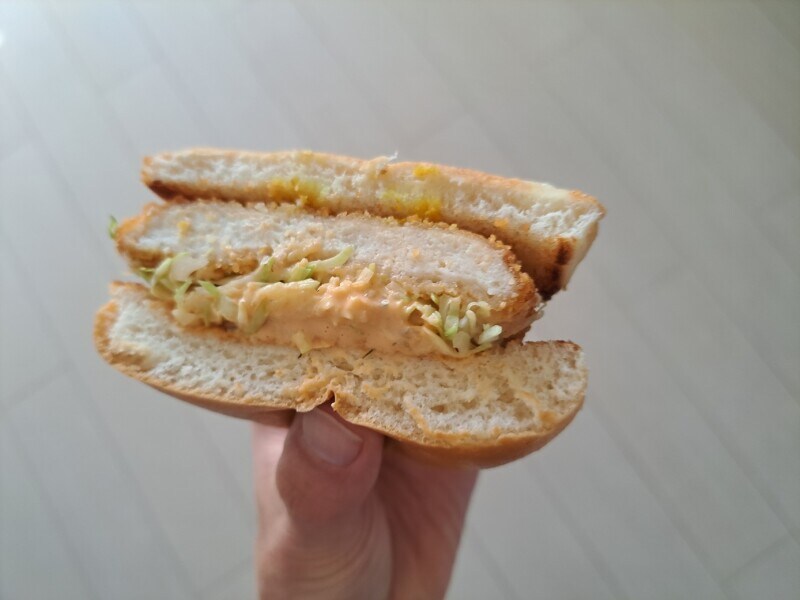 モスバーガーの「チキンバーガー」