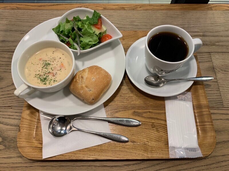 エクセルシオールカフェのモーニング 「スーププレート　クラムチャウダー」