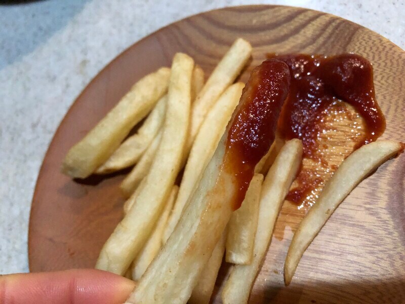 モスバーガーのポテトは太めで食べ応えあり