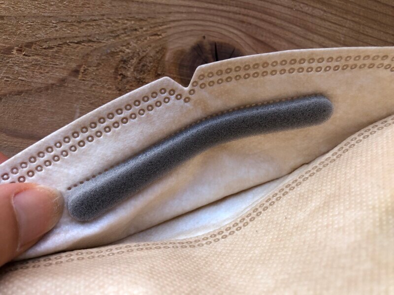 「KIREI ジュエルマスク」はノーズパット付き