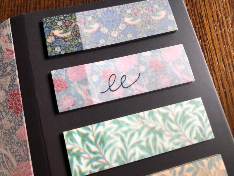 油性ペンを使用すれば、書き込みもできる