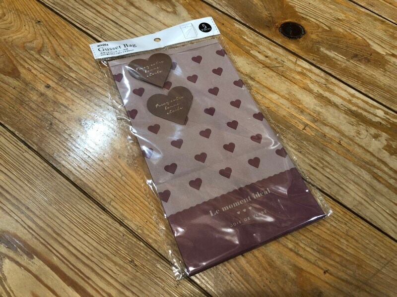 義理チョコ向けの「ガゼットバッグ 5P ヌーディハート シール付き」