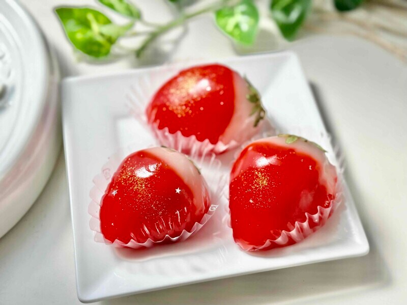 吉岡製菓   ジュエリーボックス   ルビーのいちご　DAIFUKU