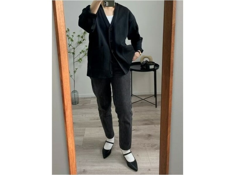 メリージェーンのシューズにソックスを合わせてもおしゃれな足元に　出典：WEAR