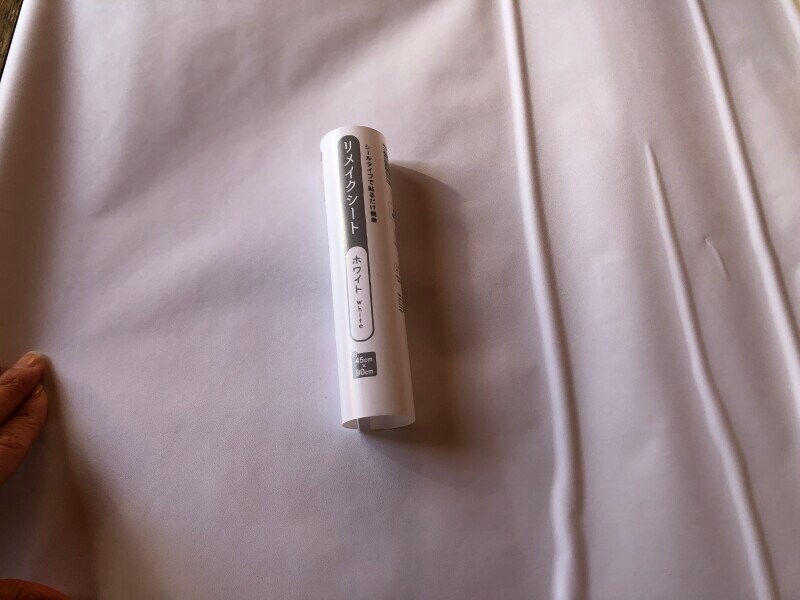 セリアの「リメイクシート　ホワイト」