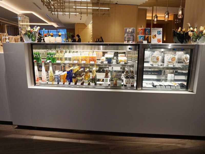 24時間営業のGrab＆Goスタイルの「LOBBY BAR」