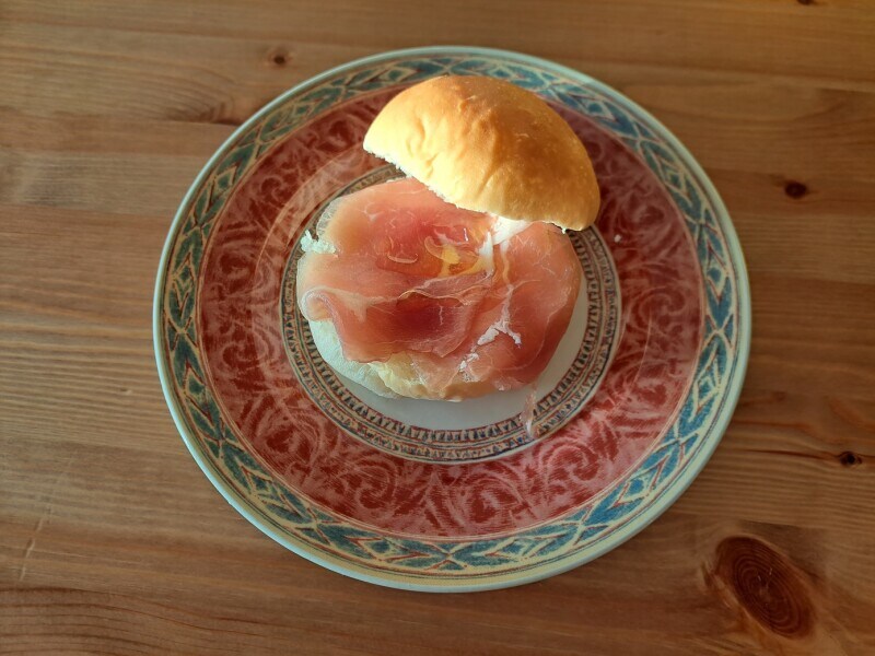 業務スーパーの「バンズ」