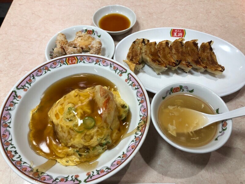 餃子の王将のセットメニュー「天津飯セット」