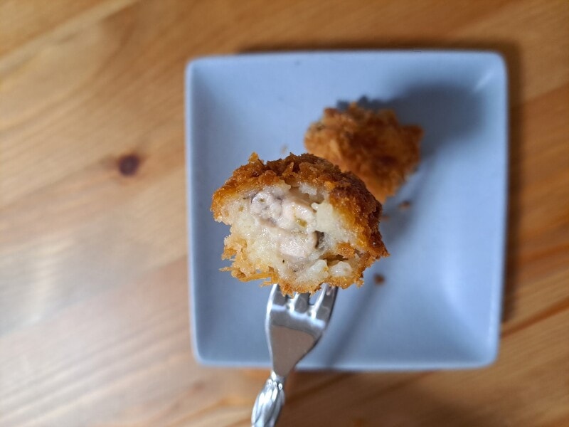 業務スーパーの「冷凍かきフライ」