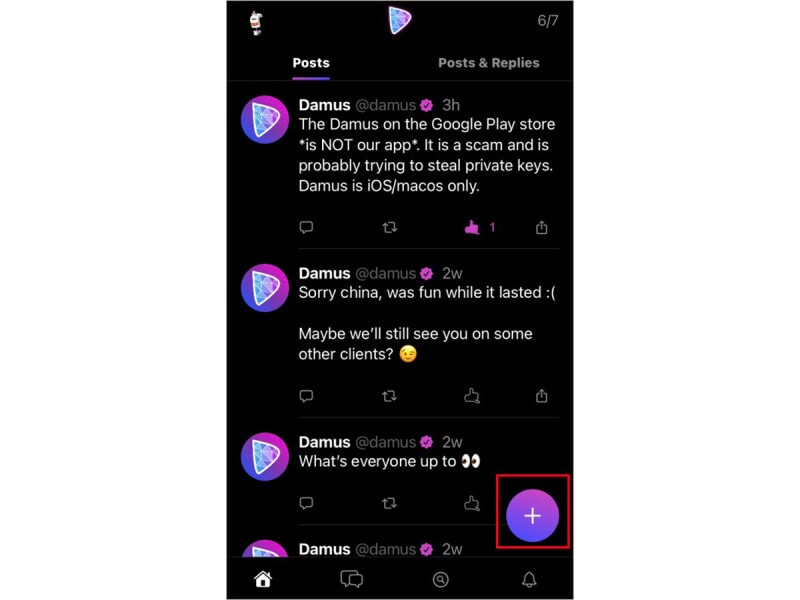 画面右下の「+」ボタンをタップして投稿