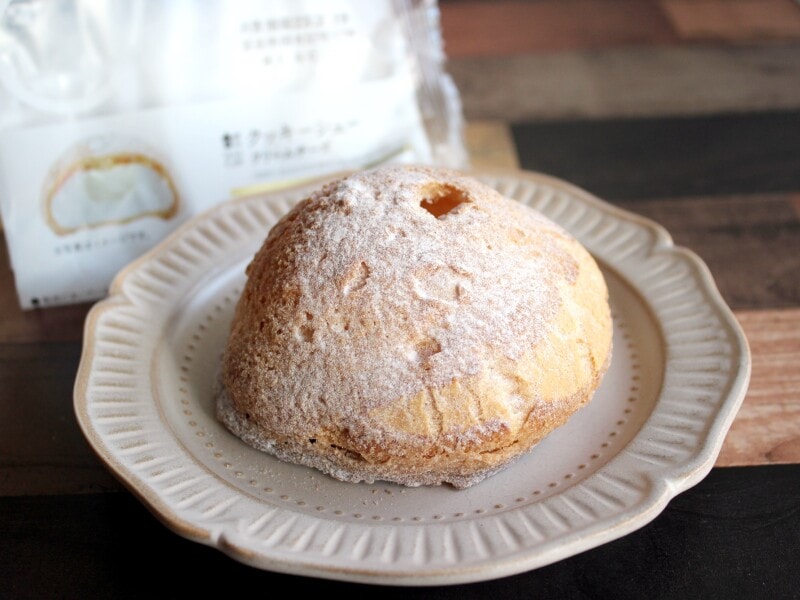 ローソン「クッキーシュー（クリームチーズ）」