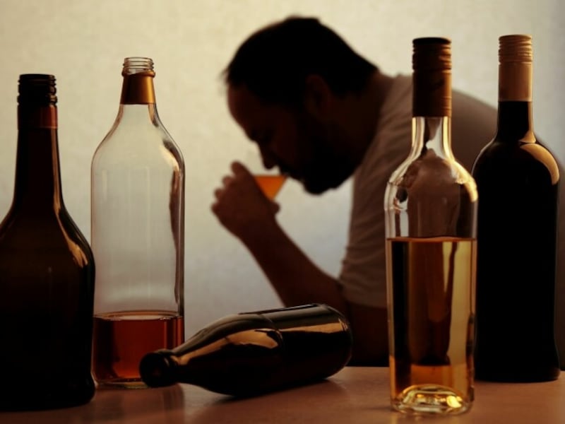 心の病気とアルコール依存リスク