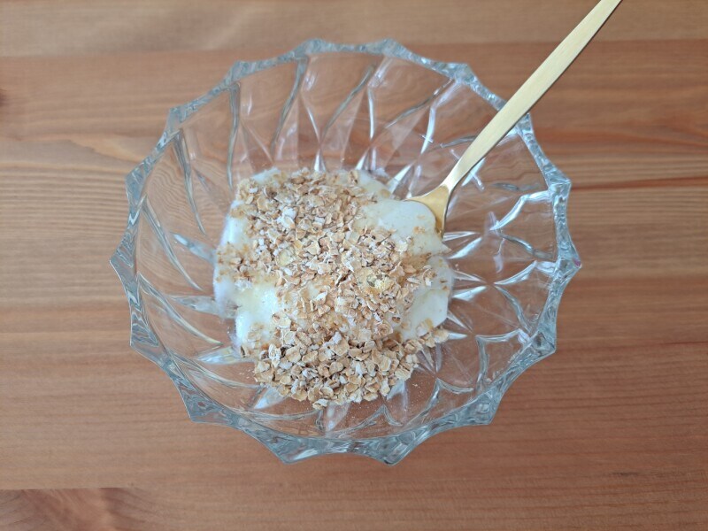 業務スーパーの「北陸で生まれたプレーンヨーグルト」