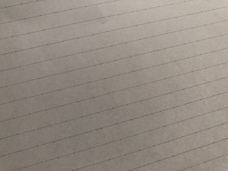 セリアのルーズリーフ「コクヨの美しく書くためのルーズリーフ」はドットつき