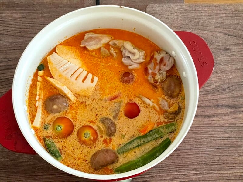 ロイタイカレーで作る鍋