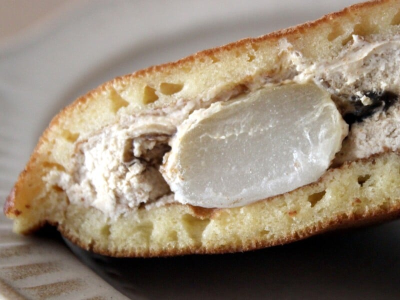 ローソン「桔梗信玄餅どらもっち」