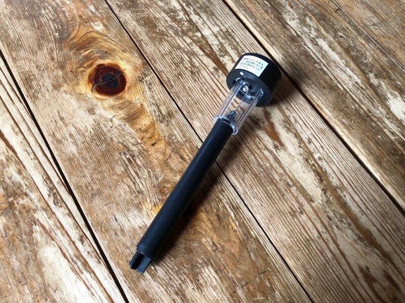 ダイソーの「ソーラーガーデンライト」