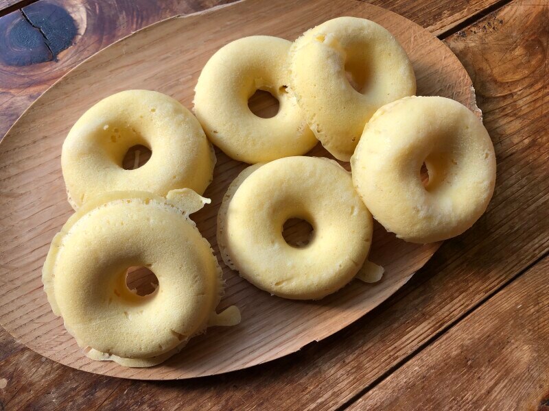 ホットケーキミックスを使用。揚げないドーナツができる