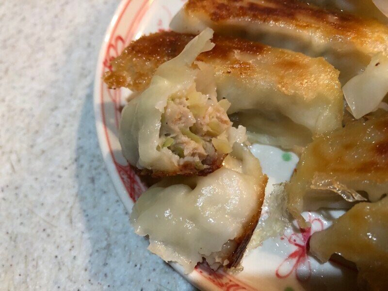 トップバリュの「ギョーザ」は具材もジューシー