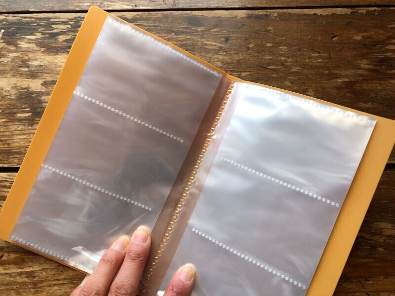 セリアの「名刺ホルダー」 は120ポケットある