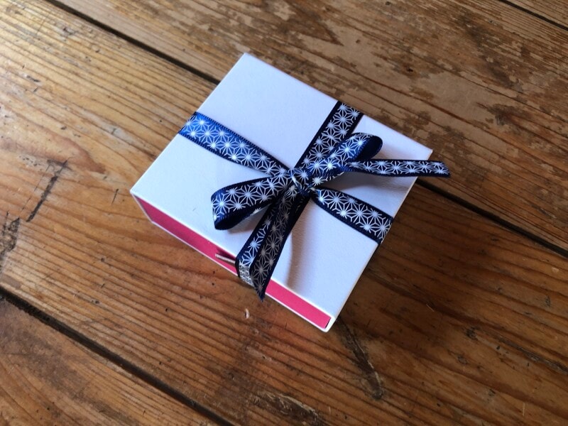 セリアの「プリントリボン」は柄がはっきりしていてかっこいい