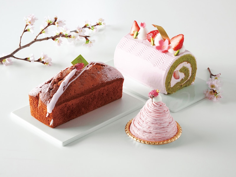 横浜ロイヤルパークホテル「スプリングフェア」桜パウンドケーキ(税込1500円)、桜モンブラン(税込600円)、桜ロールケーキ(税込2000円、カット670円)(提供画像)