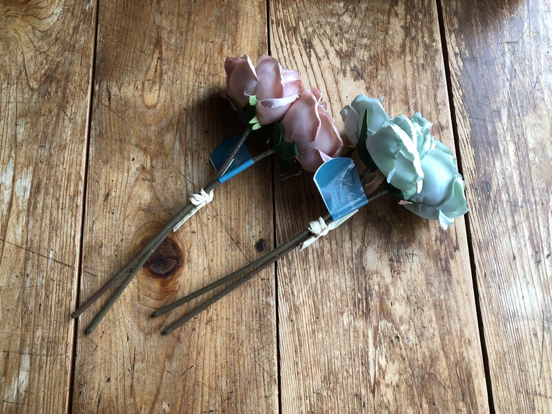 セリアの「クシュリア　オールドローズパンチ」