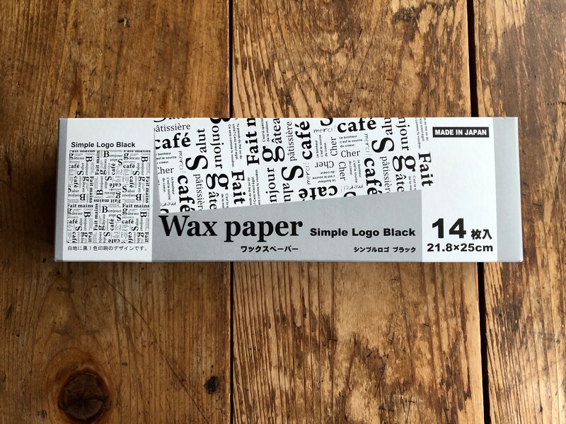 「ダイソーのワックスペーパー　シンプルロゴ　ブラック」