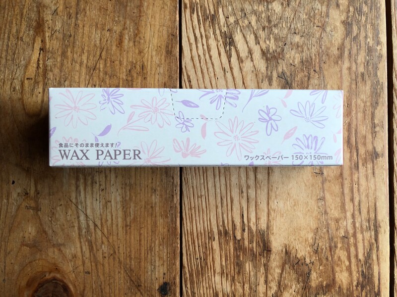 「セリアのワックスペーパー　ピンクピクニック」
