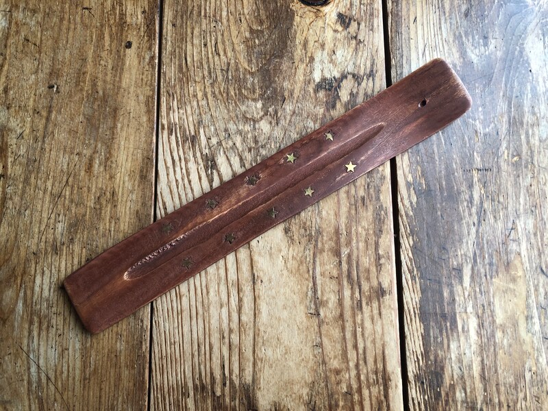 フラットタイプのお香立て（キャンドゥで購入）