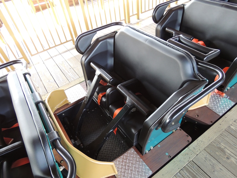 水上木製コースターレジーナⅡ