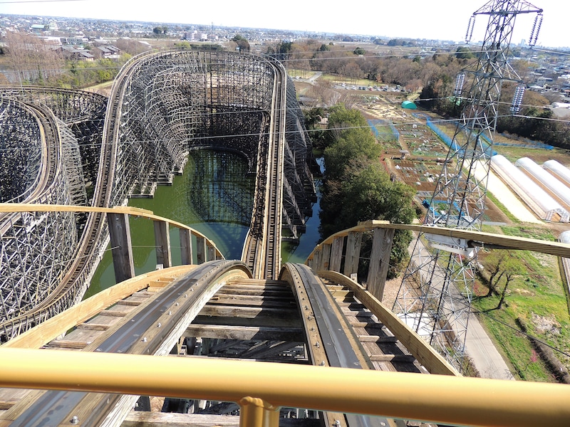 水上木製コースターレジーナⅡ