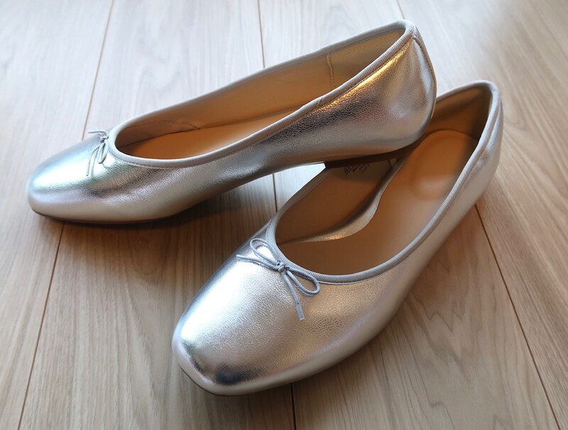 ユニクロ　コンフィールタッチフラットシューズ　1990円（税込）（セール価格）