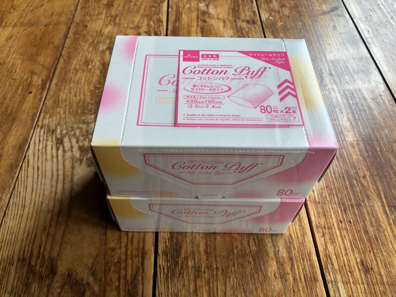 ダイソーの「コットンパフ（サイドシールタイプ）」
