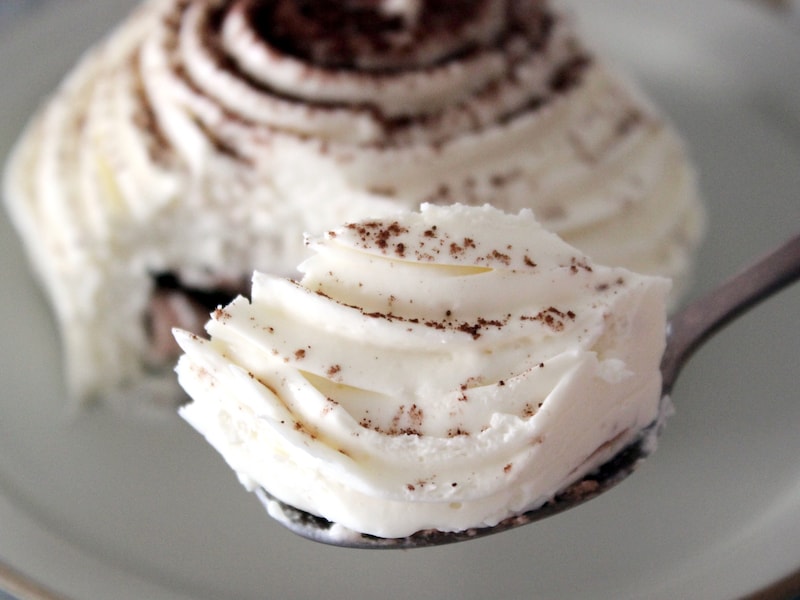 ローソン「Uchi Café×猿田彦珈琲 ティラミスモンブランケーキ」