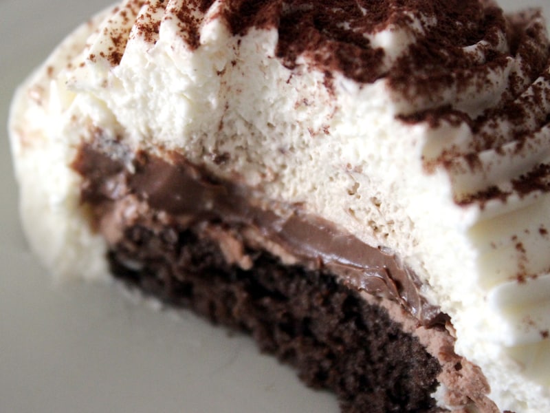 ローソン「Uchi Café×猿田彦珈琲 ティラミスモンブランケーキ」