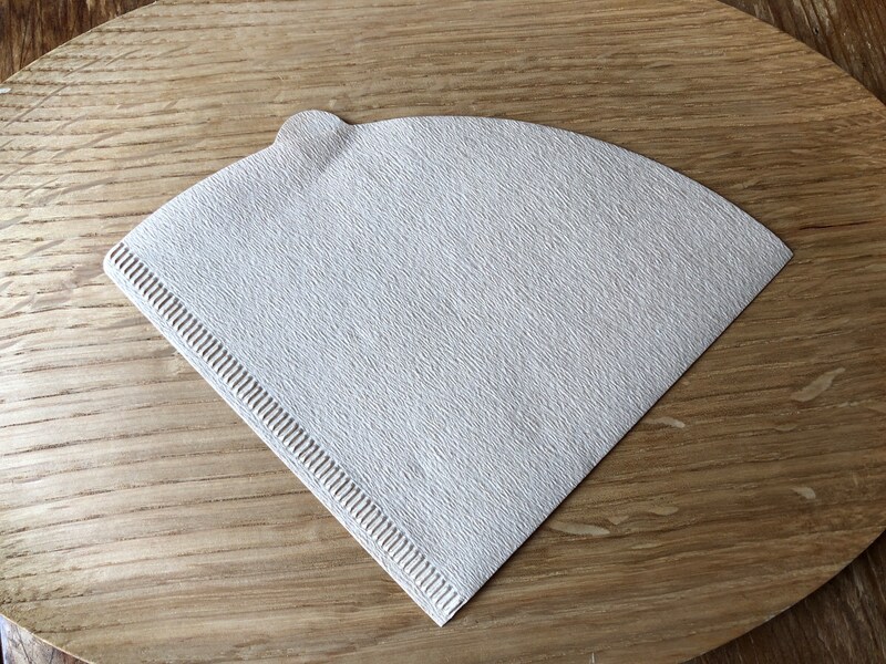 円すい形のドリッパーで使えるダイソーの「円すい形ドリパー専用コーヒーフィルター」