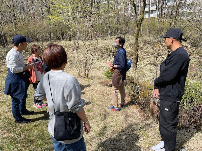 自然観察アクティビティも、丁寧な説明付きで満足間違いなし