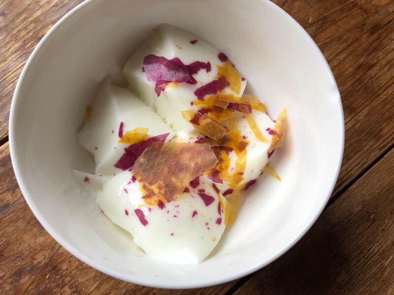 ダイソーの「やさいシート」をヨーグルトにトッピング