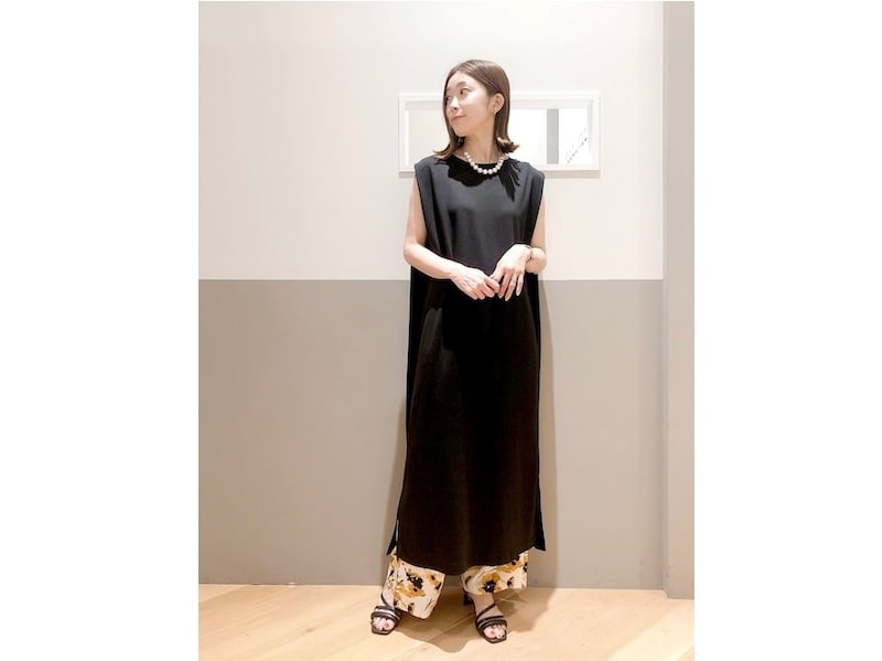 【OKコーデ】ゆったり着られるワンピースなら、通気性もおしゃれ面も◎　出典：WEAR