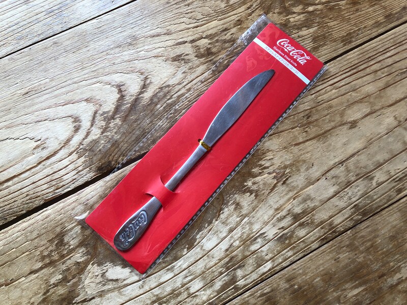 刻印が印象的な「ステンレスナイフ」