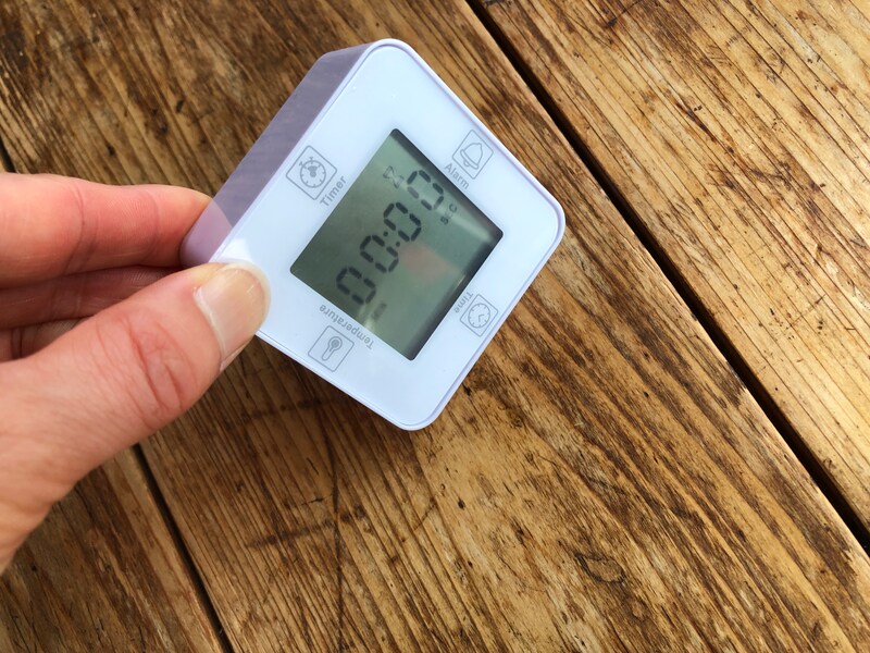 裏面にある「SETボタン」でタイマーをセットしていく