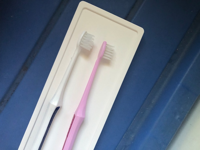 珪藻土のフリープレートには歯ブラシをおいてもよさそう